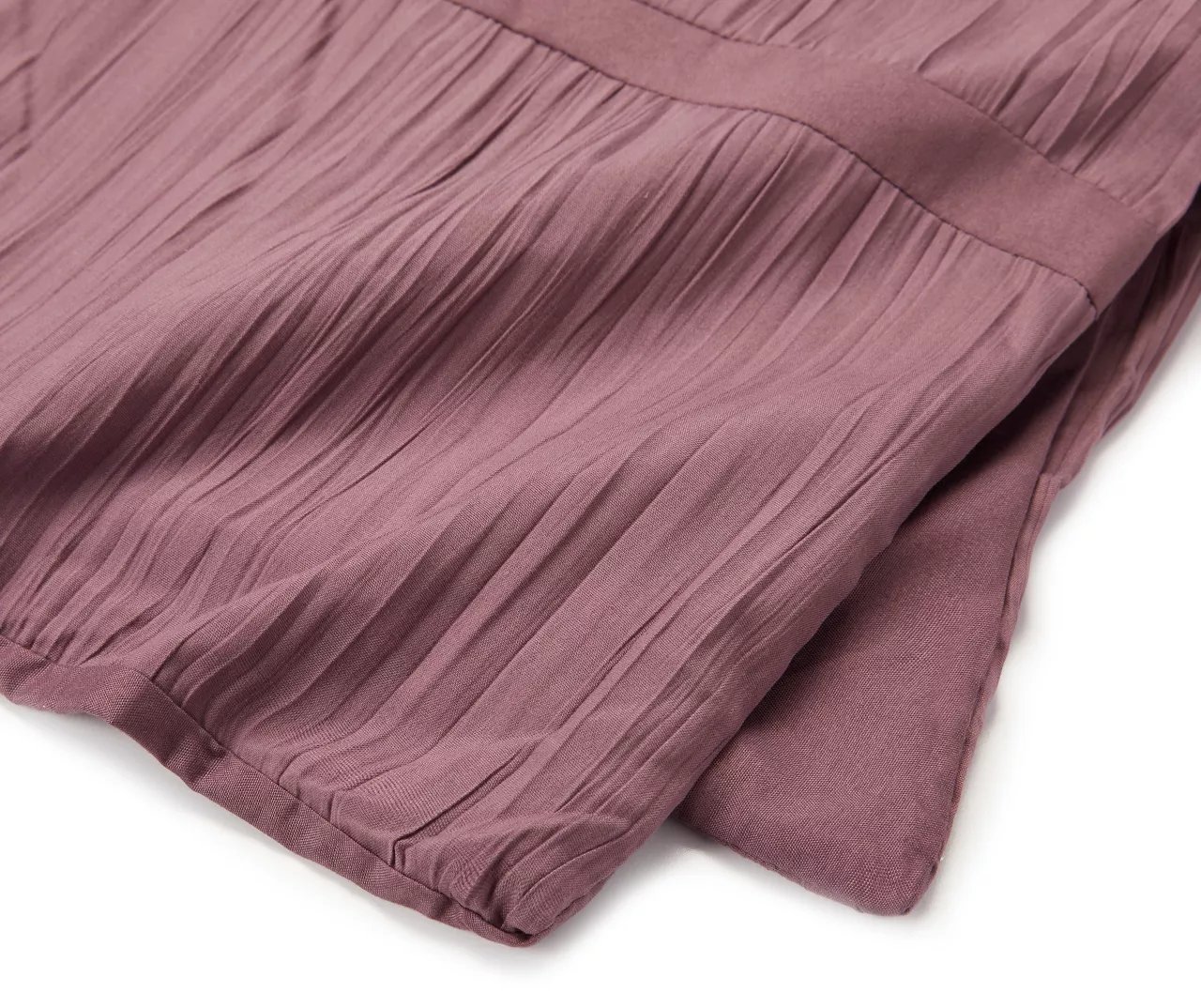 Broyhill Purple Crinkle 5-Piece Comforter Set 5 Broyhill Purple Crinkle 5-Piece Comforter Set - Image 3