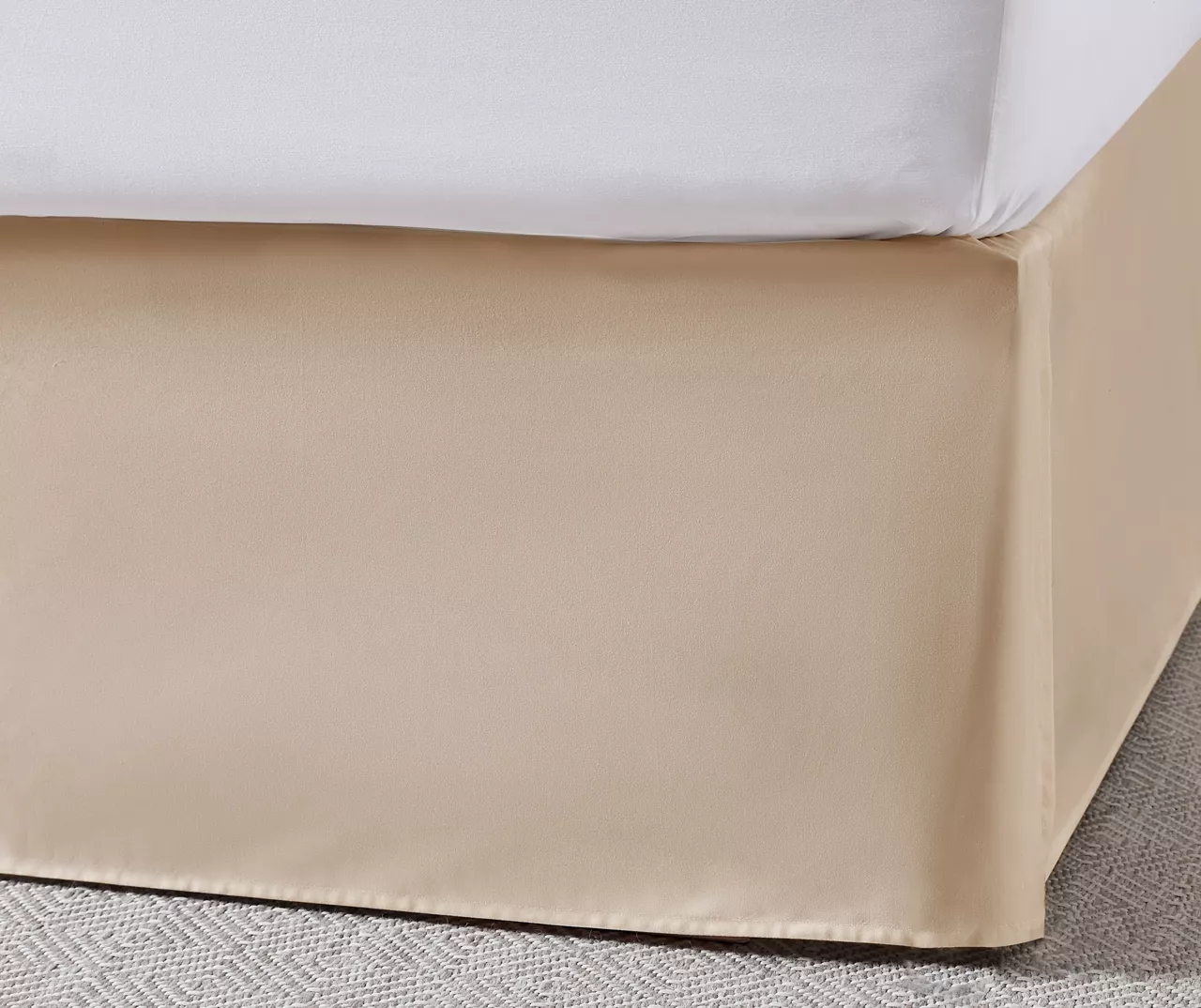 Broyhill Kirkwale Rust Floral Jacquard 8-Piece Comforter Set 12 Broyhill Kirkwale Rust Floral Jacquard 8-Piece Comforter Set - Image 10