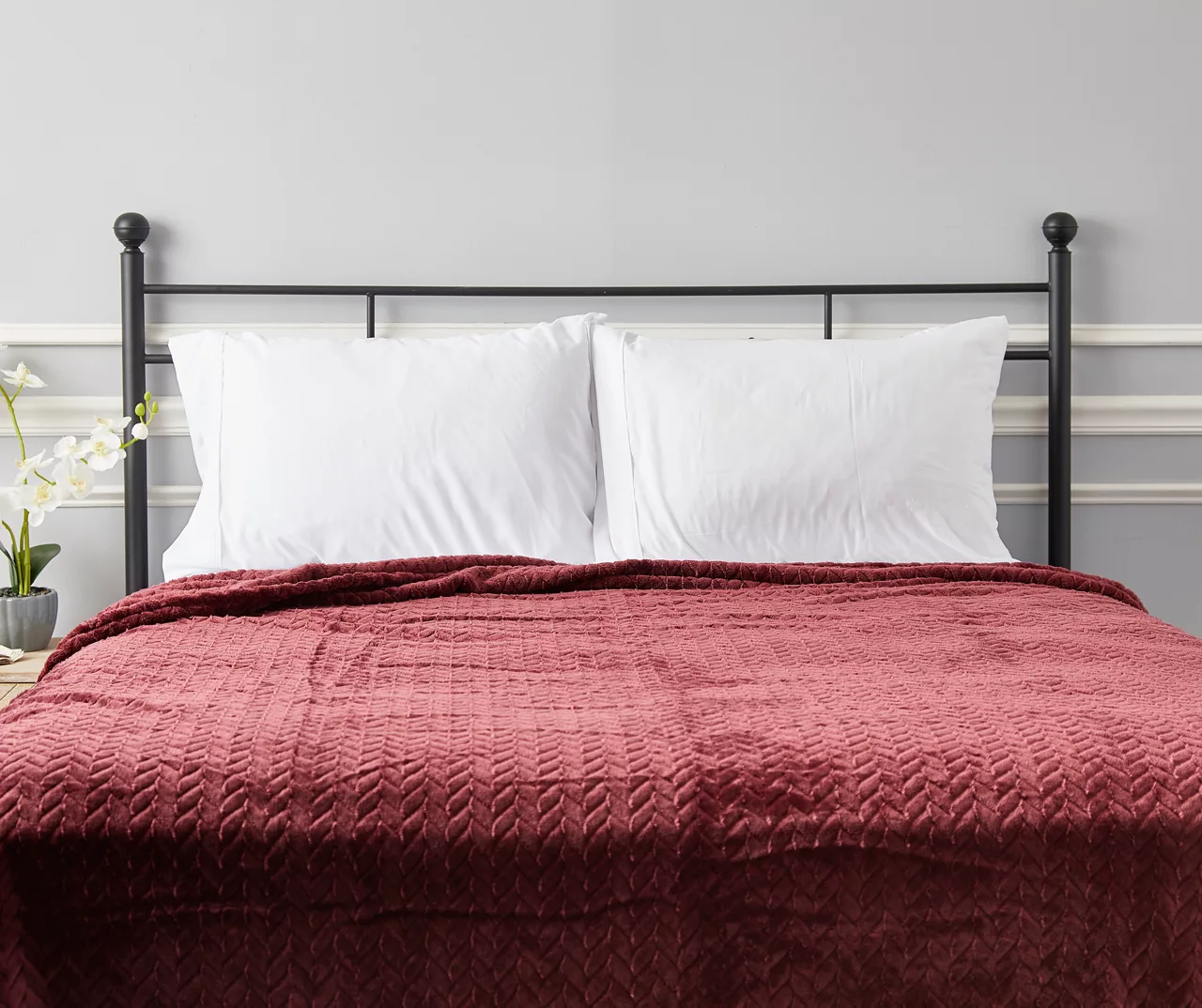 Tawny Port Jacquard Supreme Velvet King Blanket 7 Tawny Port Jacquard Supreme Velvet King Blanket - Image 5