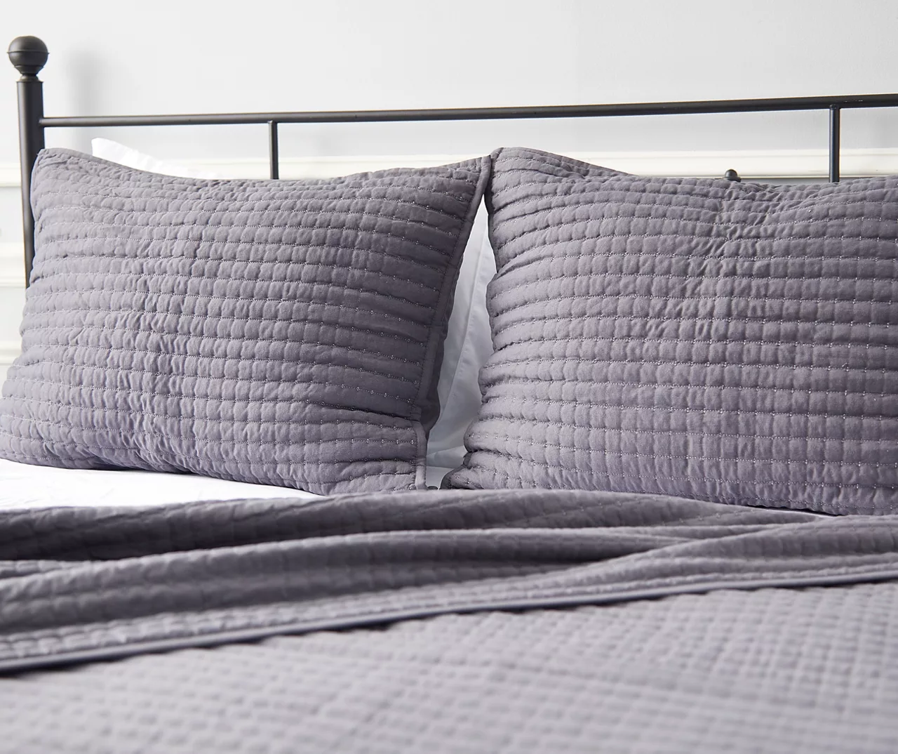 Pebbled 3-Piece Quilt Set 18 Pebbled 3-Piece Quilt Set - Image 16