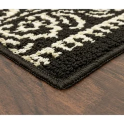 Broyhill Black & White Ornate Fascination Accent Rug -Broyhill 810557658 3