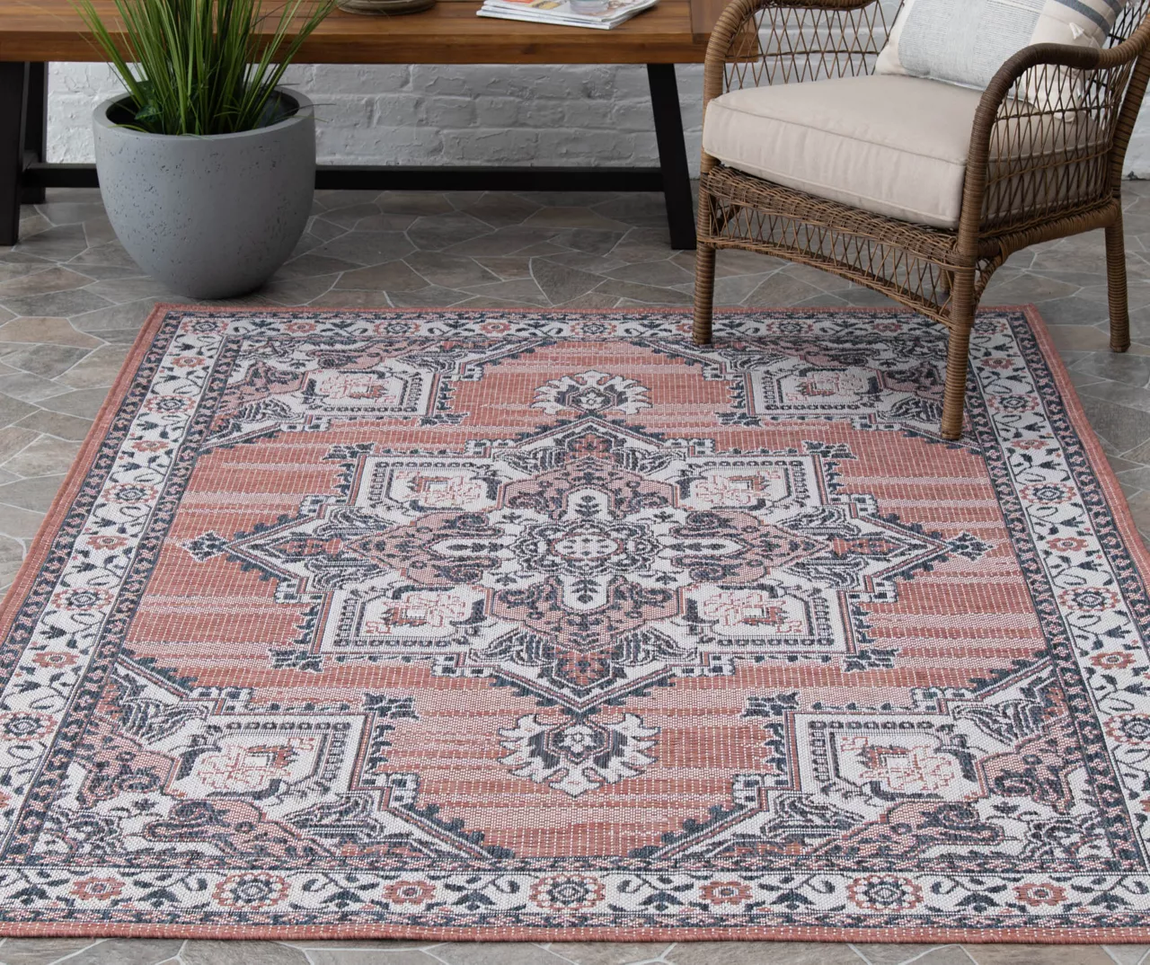 Broyhill Braiden Orange & Navy Floral Medallion Outdoor Area Rug 4 Broyhill Braiden Orange & Navy Floral Medallion Outdoor Area Rug - Image 2