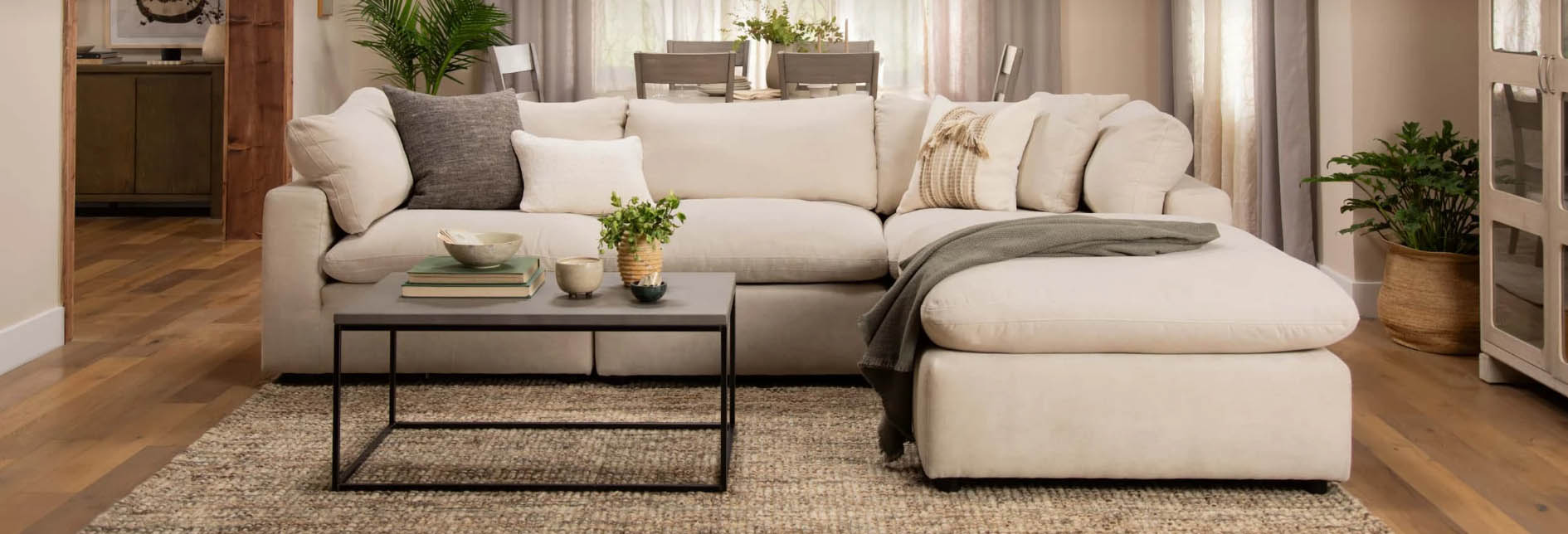 Broyhill -Broyhill GJHGJ